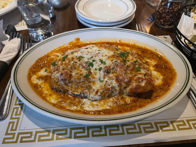 The Sunday Gravy That Made Espo’s a Raritan Staple