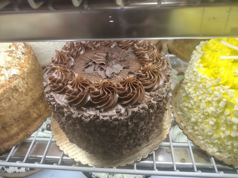 The famous million dollar cake moment The famous million dollar cake moment