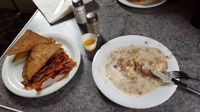 The gravy, crust, and diner magic