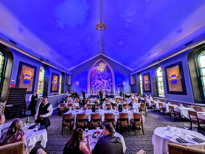The restaurant is beautiful, but expectations are high The restaurant is beautiful, but expectations are high