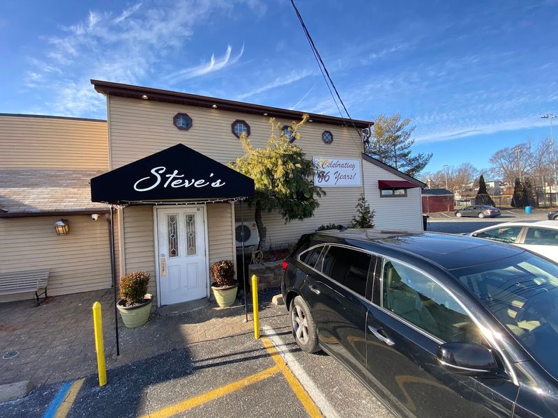 The roadside steakhouse New Jersey diners keep coming back to