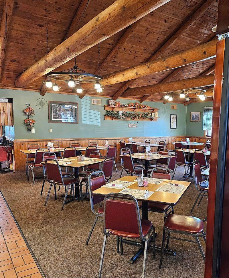 Thee Log Cabin Family Restaurant - Elderton, Pennsylvania Thee Log Cabin Family Restaurant - Elderton, Pennsylvania