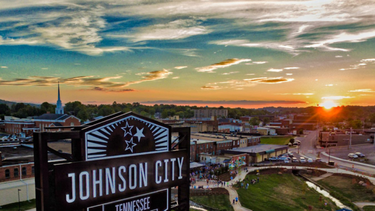 These 12 Tennessee Cities Are Home to the Happiest Communities