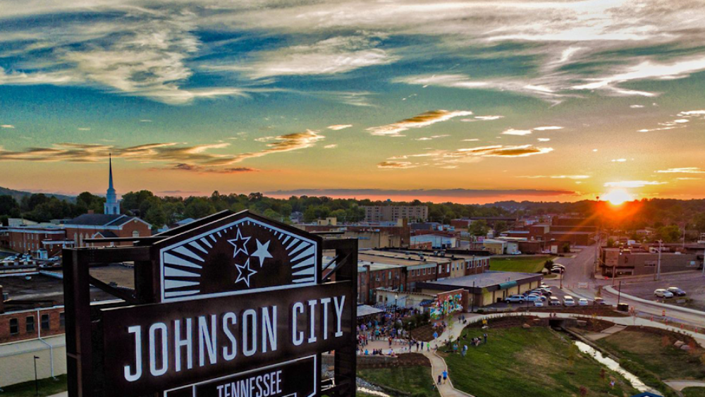 These 12 Tennessee Cities Are Home to the Happiest Communities