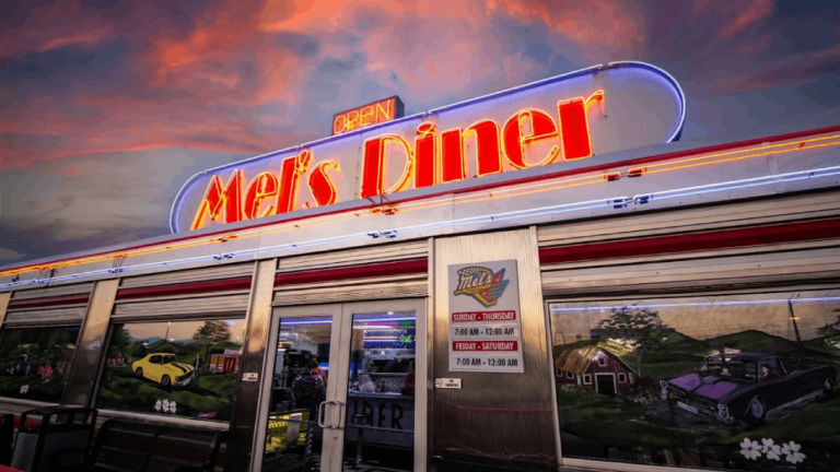 This Classic Tennessee Diner Serves the Kind of Breakfast You’ll Be Thinking About All Day