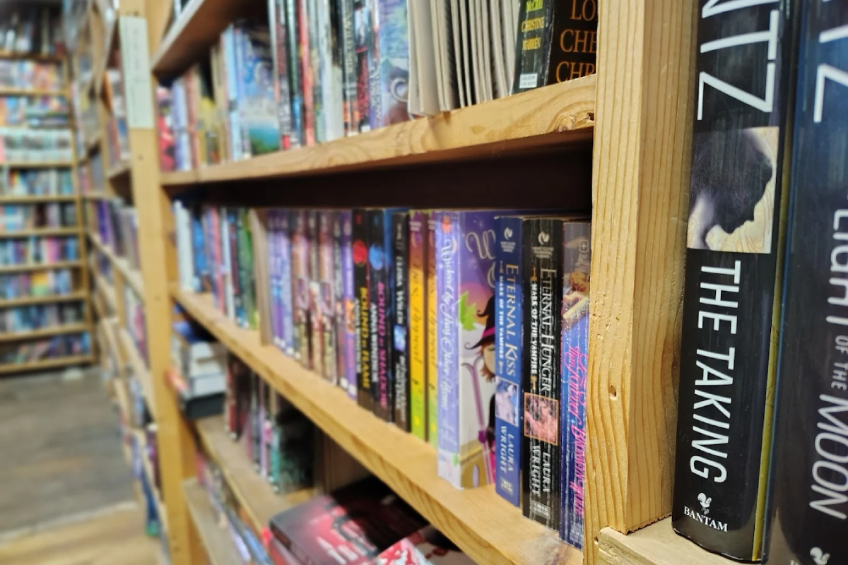 This Hidden Tennessee Bookstore Cafe Is A Dreamy Spot To Read, Sip, And Stay Awhile