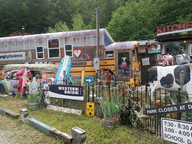 This Rural Tennessee Cafe Is the Kind of Hidden Gem Worth Driving For This Rural Tennessee Cafe Is the Kind of Hidden Gem Worth Driving For
