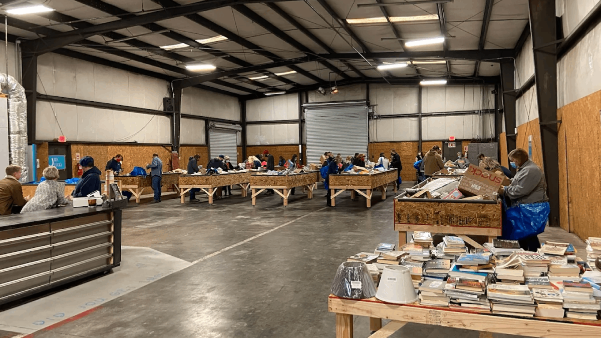 This Tennessee Bin Store Is the Treasure Hunt Everyone's Buzzing About