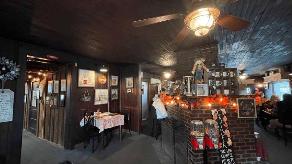 This Tennessee Restaurant Serves Country Ham So Good, It's Worth Planning a Road Trip Around