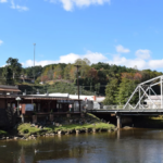 This Tiny Tennessee Border Town Lets You Stand in Two States at Once