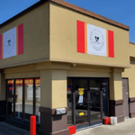 This Tiny Tennessee Restaurant Serves a Chicago-Style Hot Dog People Drive Across the State to Try
