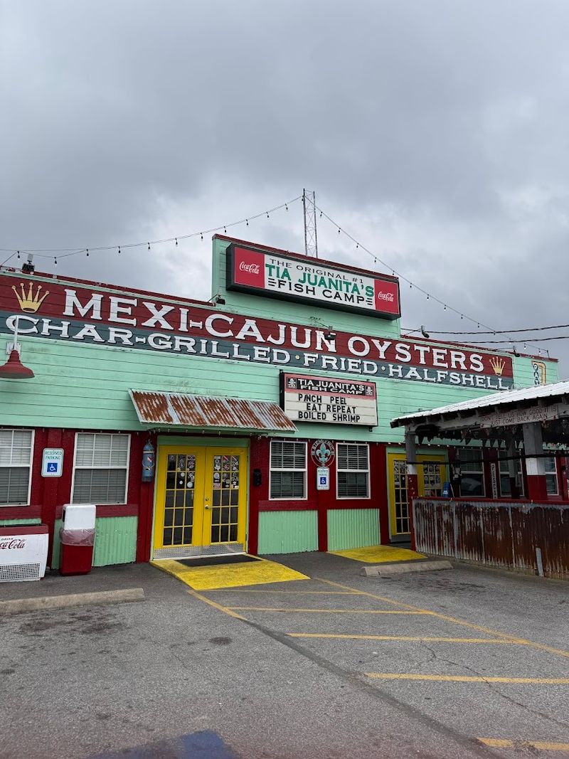 Tia Juanita's Fish Camp (Beaumont)