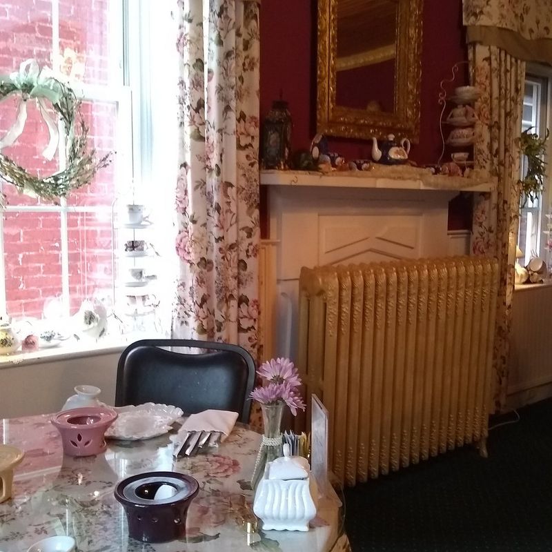 TranquilaTEA Tea Room and Gift Shop, Waynesboro