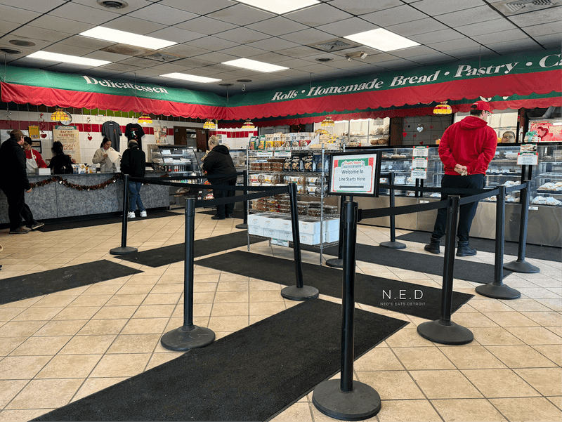 Tringali's Italian Bakery — Warren