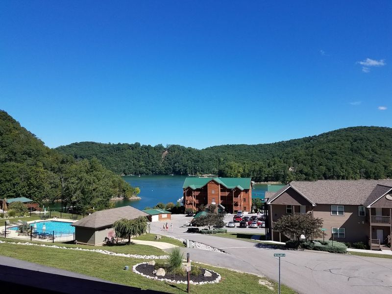 Twin Cove Resort & Marina — Caryville Twin Cove Resort & Marina — Caryville
