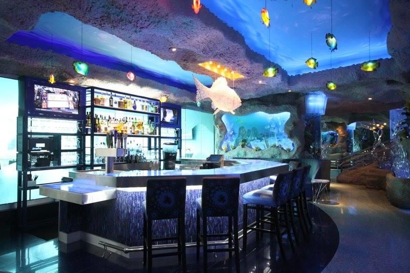 Underwater-Themed Aquarium Restaurant (Downtown Houston)