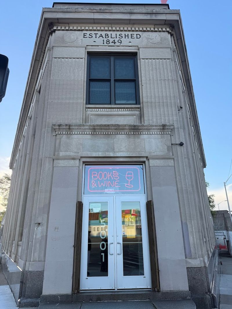 Vesper Books & Wine, Detroit