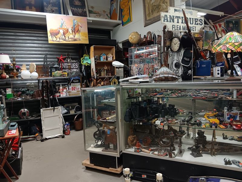 Vintage Finds, Bargain Deals, and One of a Kind Surprises