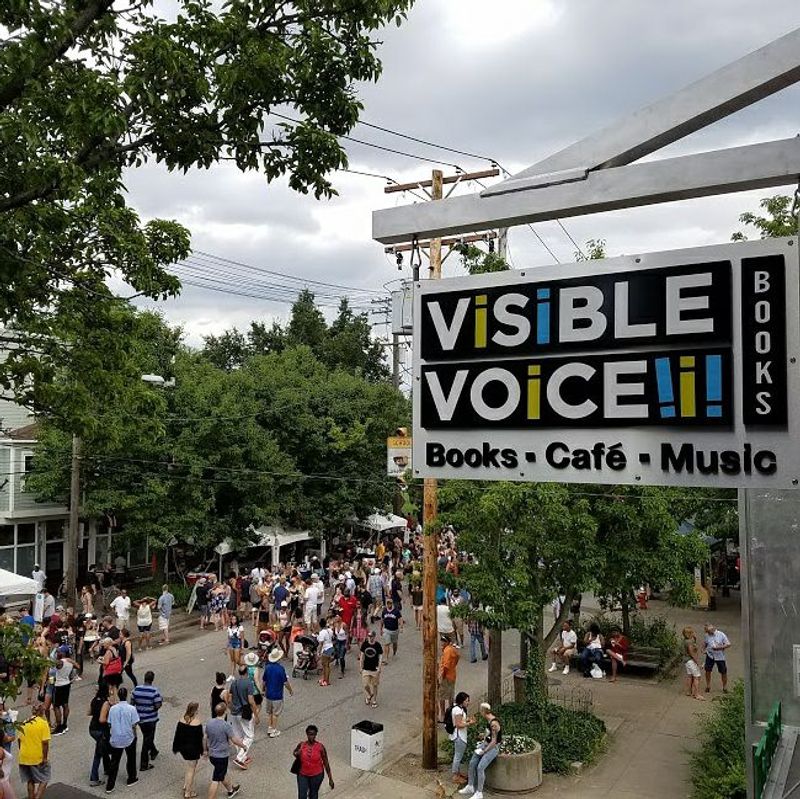Visible Voice Books – Cleveland (Ohio City)