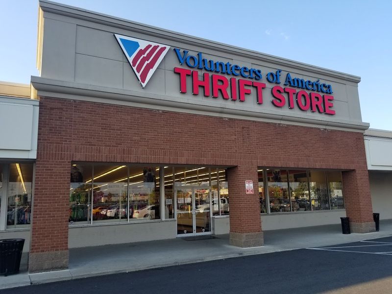 Volunteers of America Thrift Store – West Henderson (Columbus)