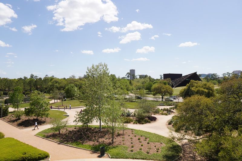 Well-Maintained Walking Paths And Trails Well-Maintained Walking Paths And Trails