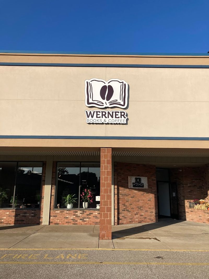 Werner Books & Coffee