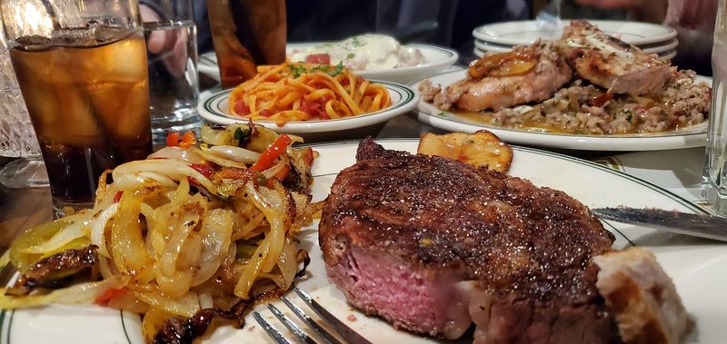 What Makes Espo’s Feel Like a Sunday Dinner at Nonna’s House