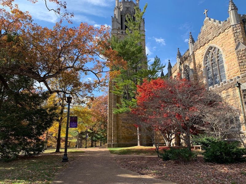 What To Know Before Visiting This Hogwarts-Like Tennessee Landmark
