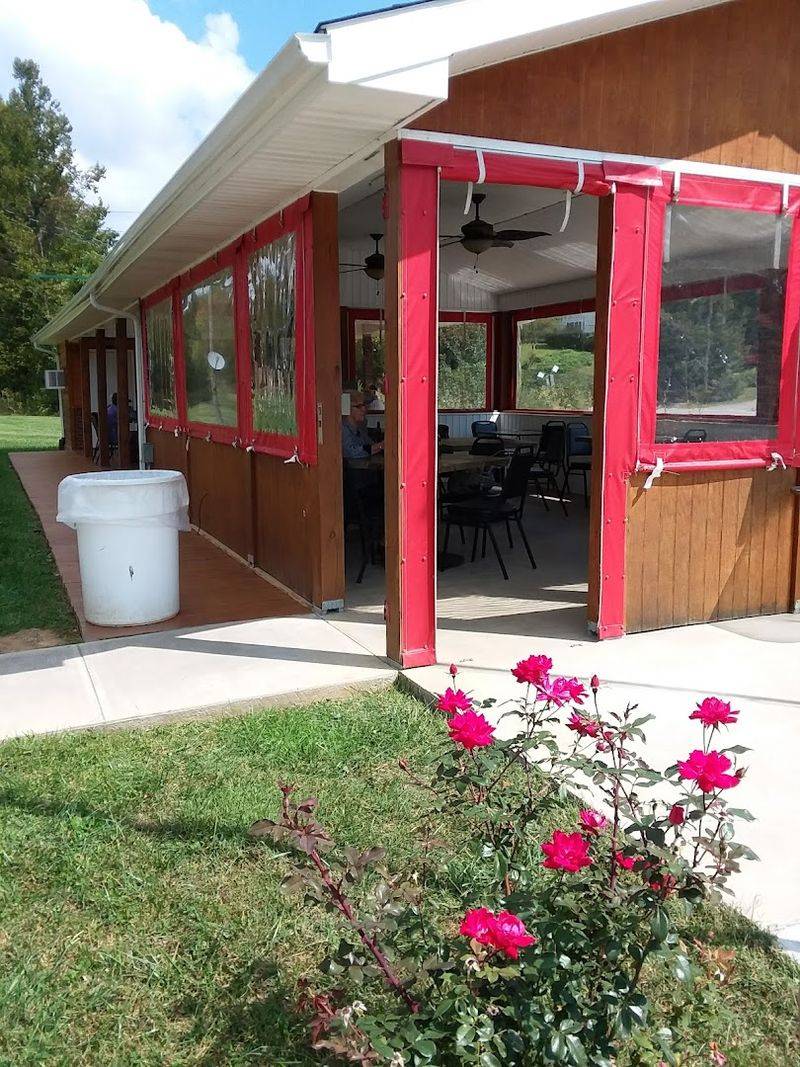 Whistle Stop Deli & Catering — Unicoi