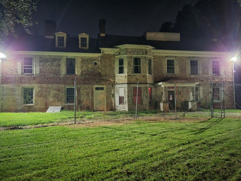 White Hill Mansion, Fieldsboro White Hill Mansion, Fieldsboro