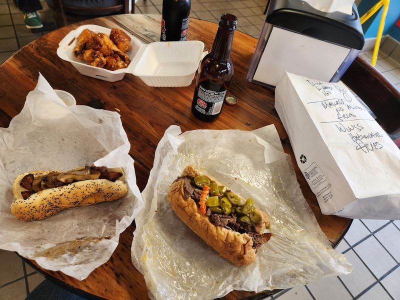 Why Chicago Hotdog and Sausage Company Belongs on Your Knoxville Food List