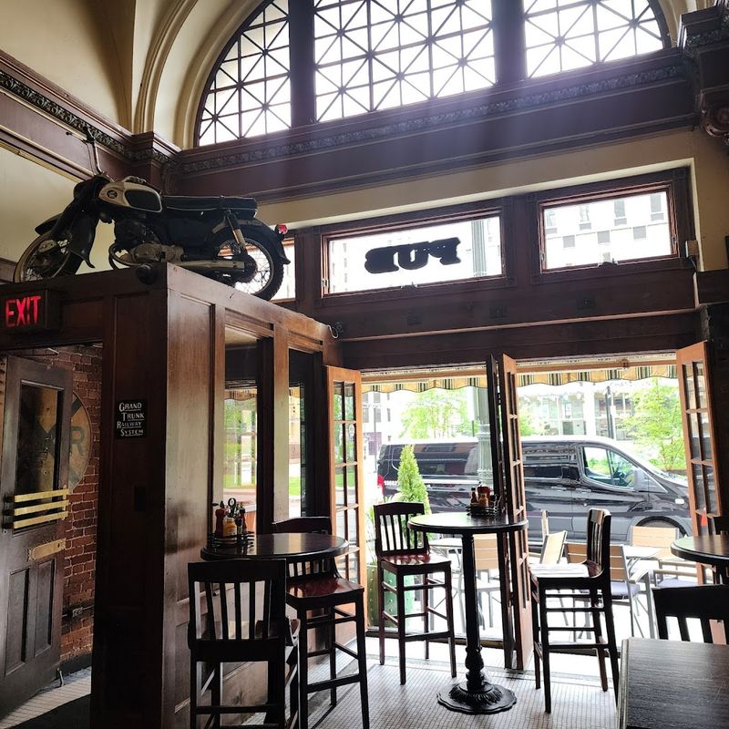 Why Grand Trunk Pub Remains a Detroit Icon After All These Years Why Grand Trunk Pub Remains a Detroit Icon After All These Years