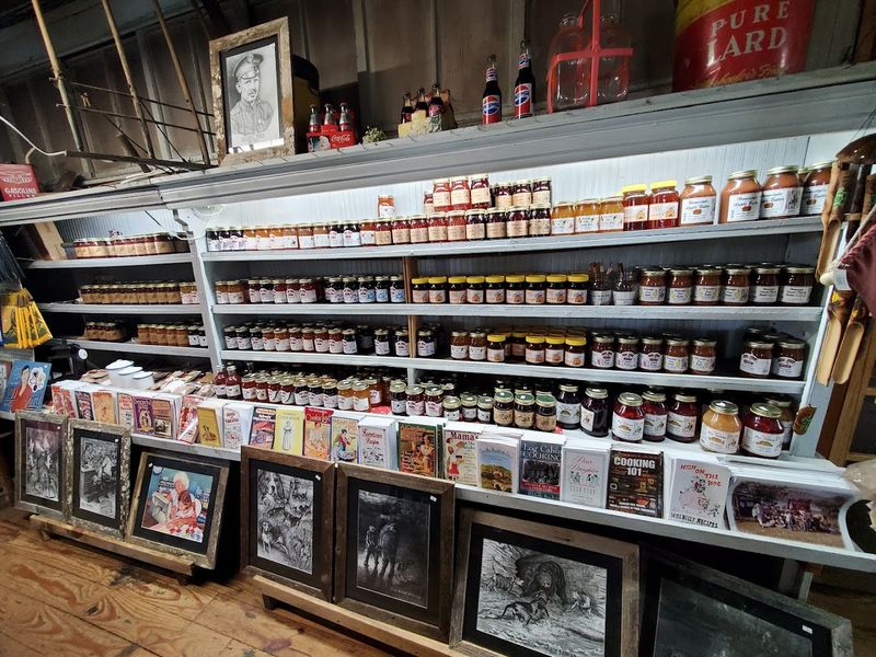 Why Locals Still Love This Old-Fashioned Pall Mall Stop