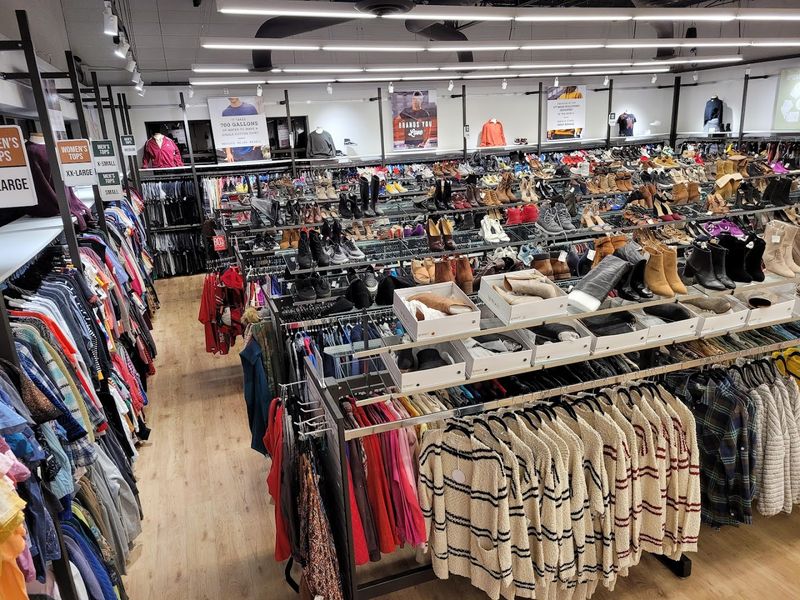Why Shoppers Keep Coming Back Why Shoppers Keep Coming Back
