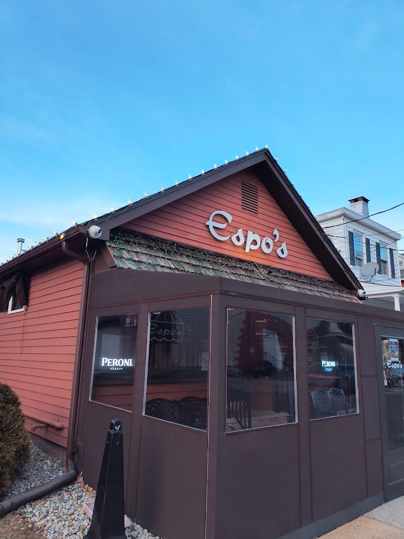 Why This Small Second Street Restaurant Still Feels Like a Local Secret