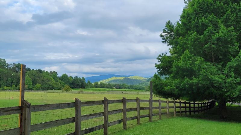 Why This Underrated Townsend Campground Belongs on Your Tennessee Bucket List