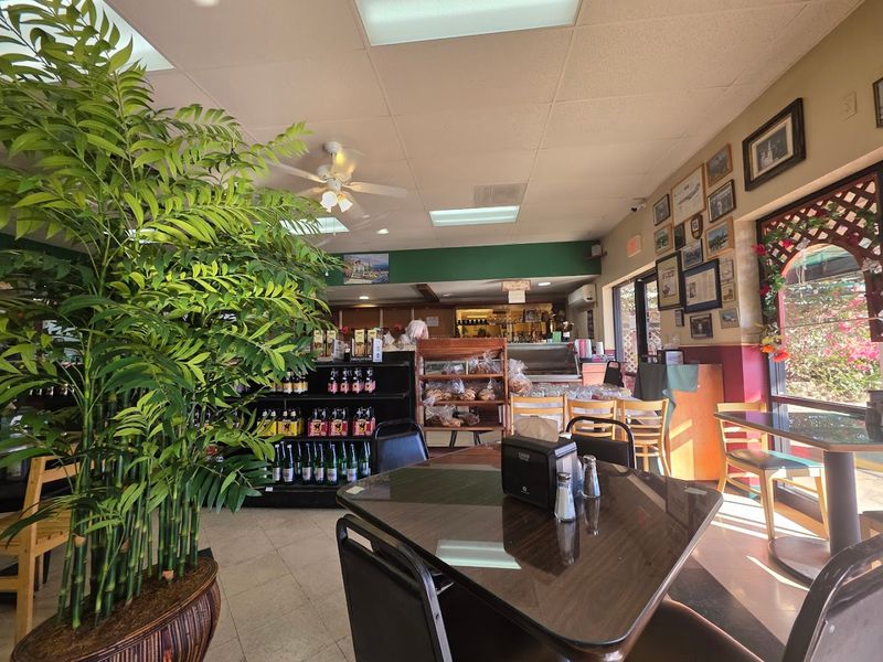 Why Viro’s feels bigger than a neighborhood bakery Why Viro’s feels bigger than a neighborhood bakery
