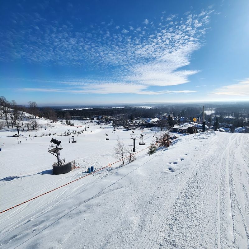 World-Class Skiing and Snowboarding for Every Skill Level
