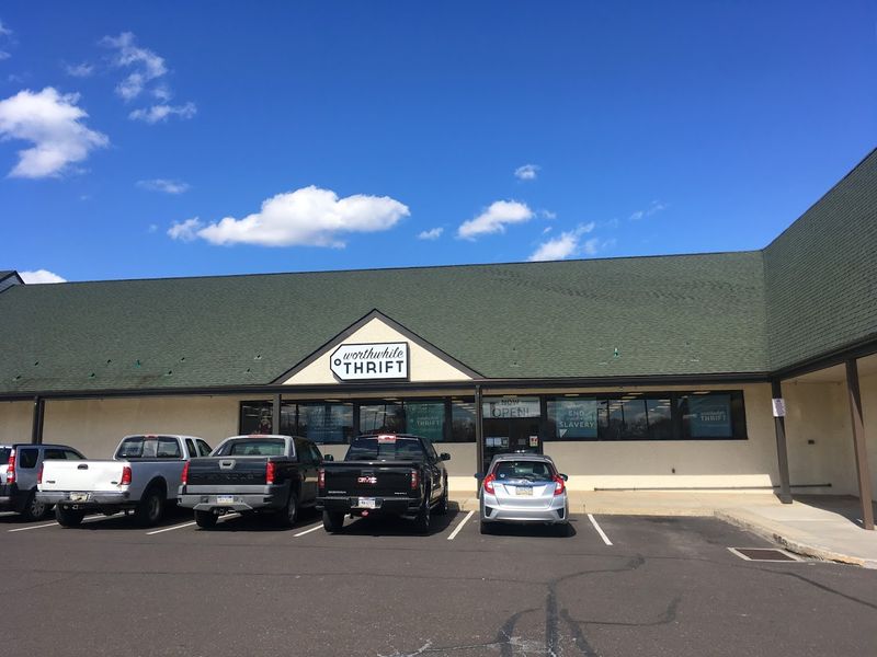 Worthwhile Thrift – Plumsteadville