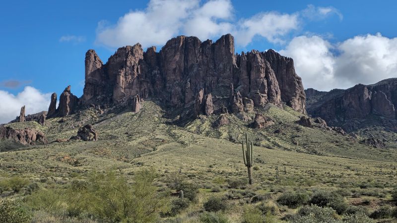 Treasure Loop Trail (Lost Dutchman State Park)