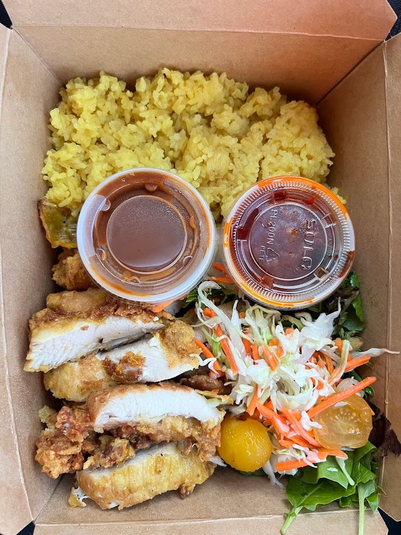 Yeni’s Fusion (North Food Truck) Yeni’s Fusion (North Food Truck)