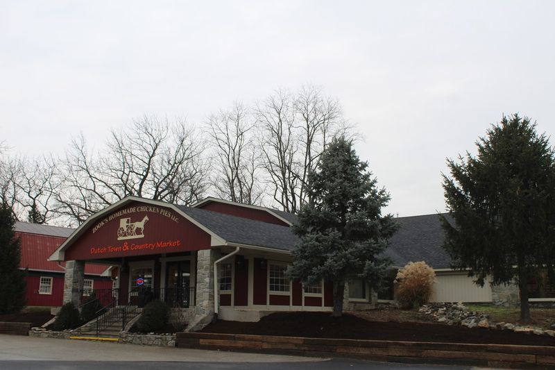 Zook's Homemade Chicken Pies & Bakery (Paradise)