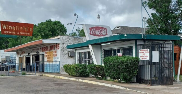 A Texas Burger Spot Where Double Patties Come With Perfect Crusty Edges