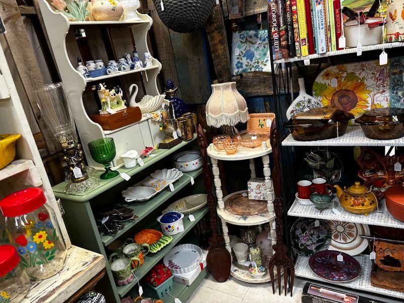 Finders Keepers Flea Market (Mountain Home)