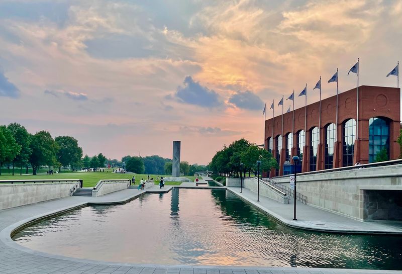White River State Park and Canal Walk (Indianapolis)
