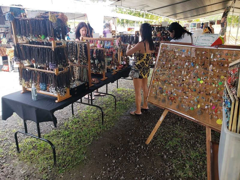Maku’u Farmers Market (Pahoa, Big Island)