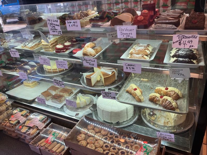 The Cannoli Counter That Earns Every Compliment