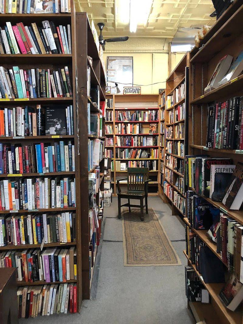 Capitol Hill Books (Denver)