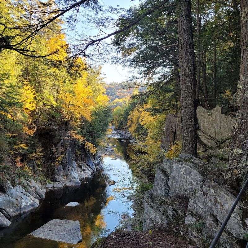 Chesterfield Gorge Reservation (Chesterfield)