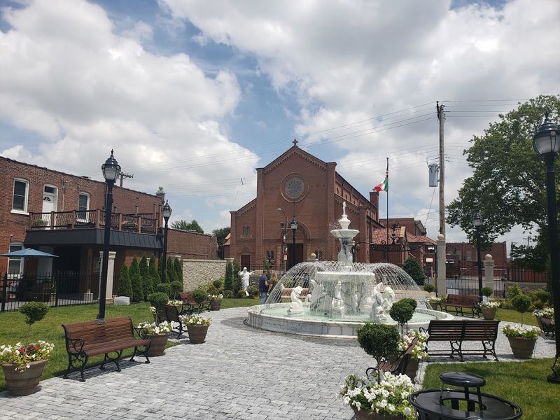 A Streetscape Built for Appetites